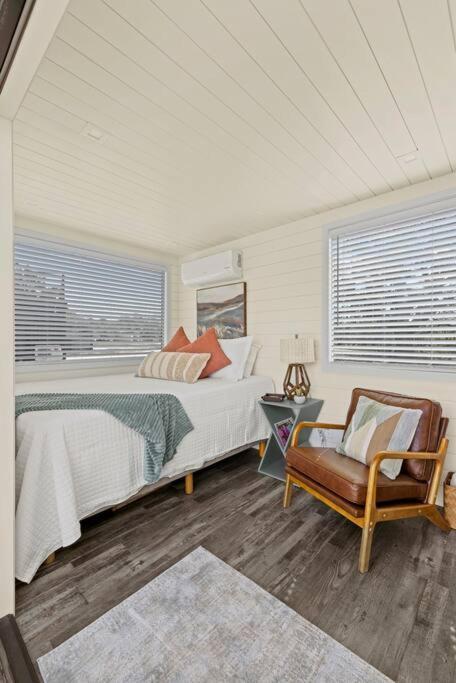 New The Sunset Luxury Container Home 弗雷德里克斯堡 外观 照片