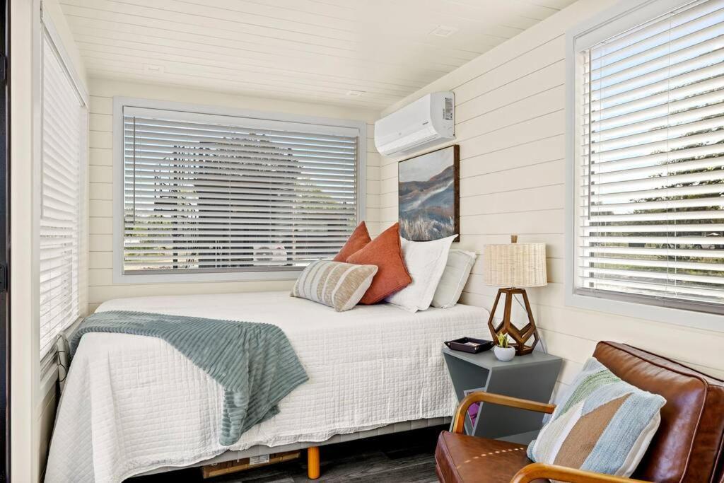 New The Sunset Luxury Container Home 弗雷德里克斯堡 外观 照片