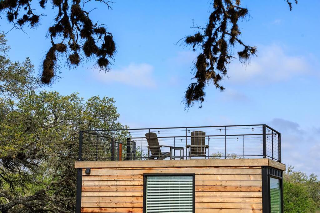 New The Sunset Luxury Container Home 弗雷德里克斯堡 外观 照片
